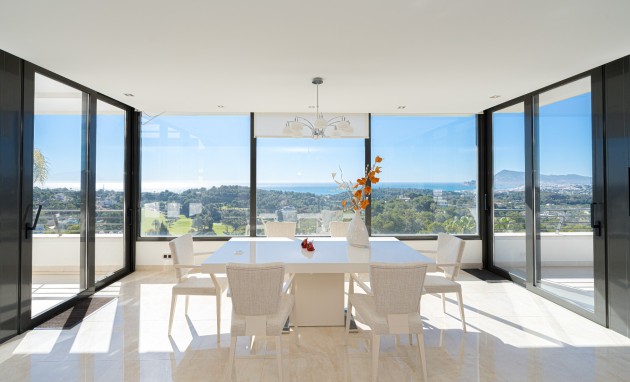 Resale - Villa - Altea