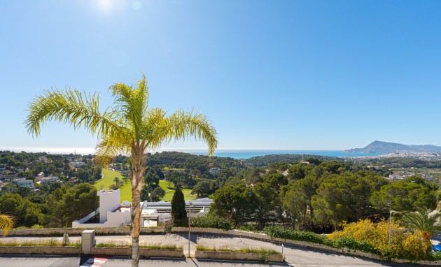 Resale - Villa - Altea