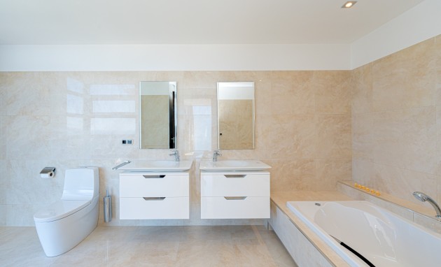 Resale - Villa - Altea