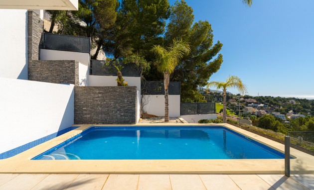 Resale - Villa - Altea