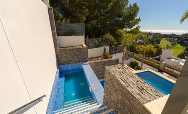 Resale - Villa - Altea