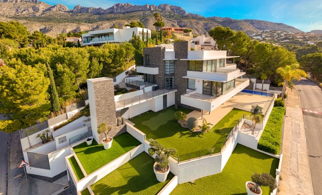 Resale - Villa - Altea