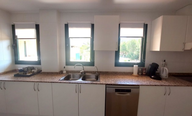 Resale - Apartment / flat - Altea
