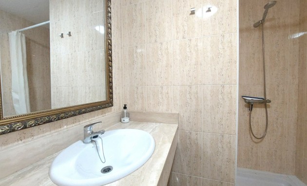 Resale - Apartment / flat - Altea