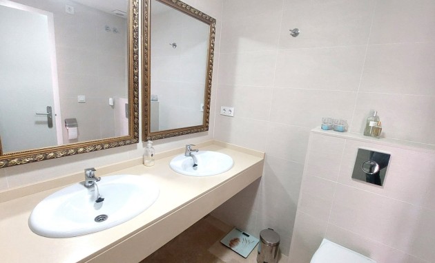 Resale - Apartment / flat - Altea