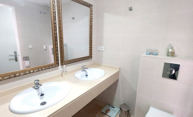 Herverkoop - Appartement / flat - Altea