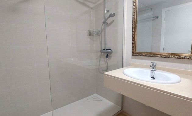 Herverkoop - Appartement / flat - Altea