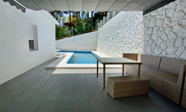 Resale - Villa - Altea