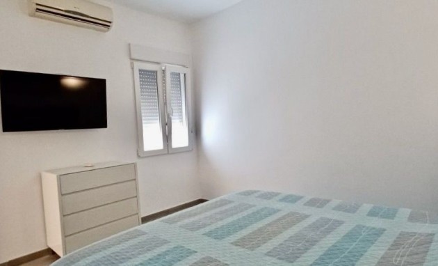 Resale - Villa - Altea