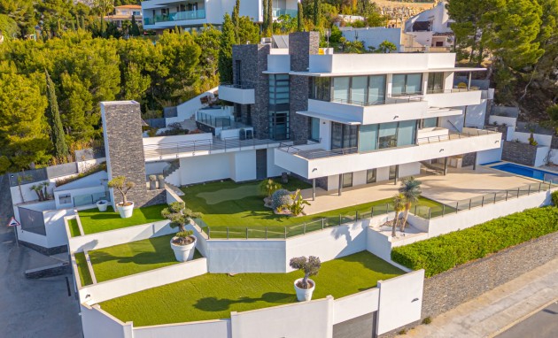 Resale - Villa - Altea