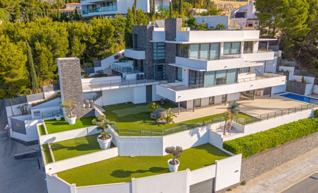 Resale - Villa - Altea