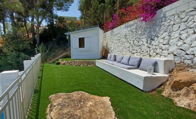 Resale - Villa - Altea